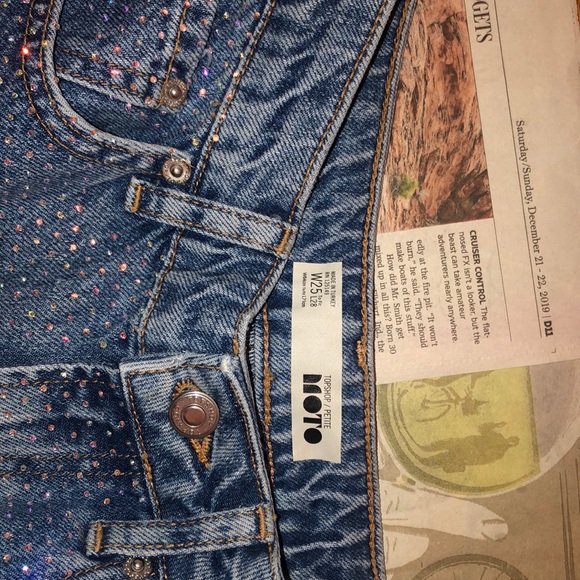 TOPSHOP DIAMANTÉ wide crop - Picture 2 of 4